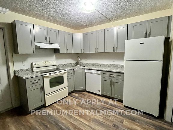 2nd image of 8205 Sun Spring Cir Unit 72