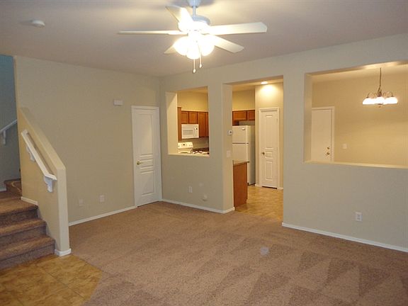 4th image of 1728 E Elgin St