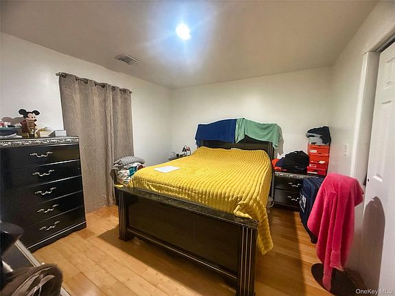 4th image of 32 Bedford Street