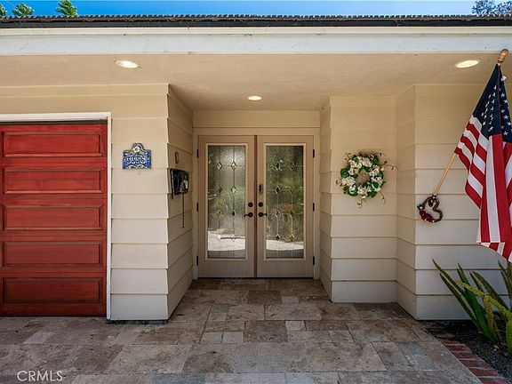 3rd image of 3336 Palos Verdes Dr N