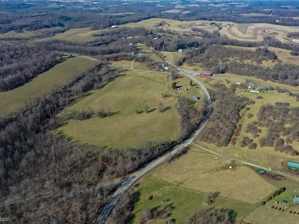 5017 Germano Rd SE, Carrollton, OH 44615