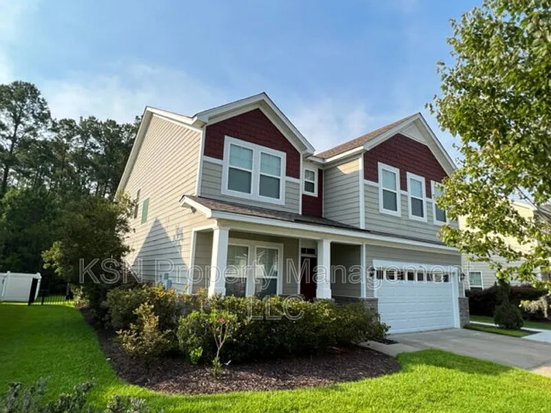 4 bed, 2.5 bath, 2962 sqft, $2,845 — Photo 1