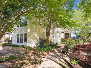 9929 Oakton Terrace Rd, Oakton, VA 22124