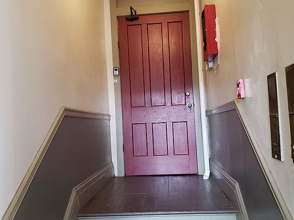 3rd image of 209 Northampton St #217-3