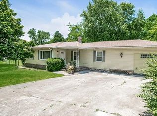 800 11th Pl, Pleasant Grove, AL 35127