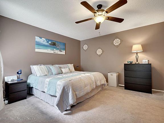 4th image of 4507 Norma Pl