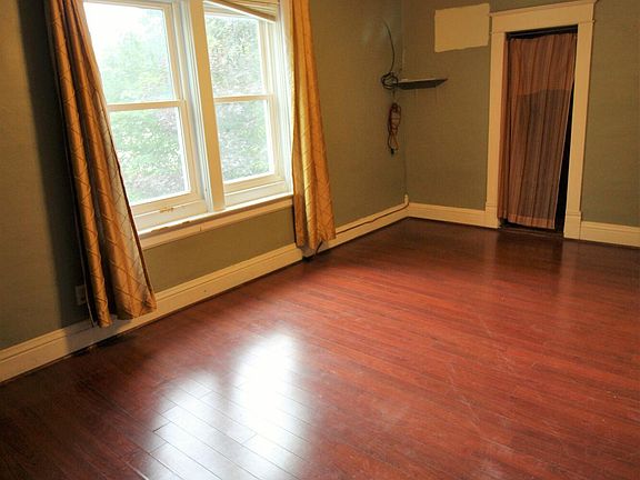 5th image of 516 West St