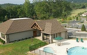 3rd image of 144 Sanctuary Trl #3