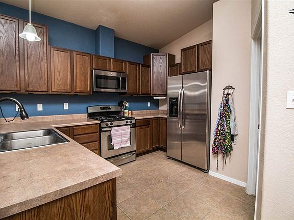 5th image of 1611 Marquis Ln