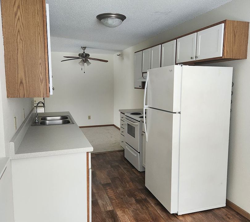 Raven Court Townhomes Apartment Rentals Blaine, MN Zillow