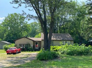 4648 Jamm Rd, Orion, MI 48359