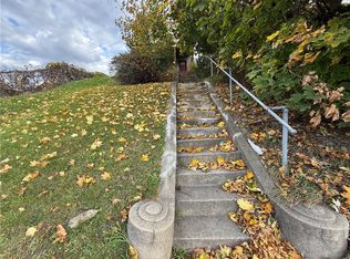 905 Brownsville Rd #B, Pittsburgh, PA 15210