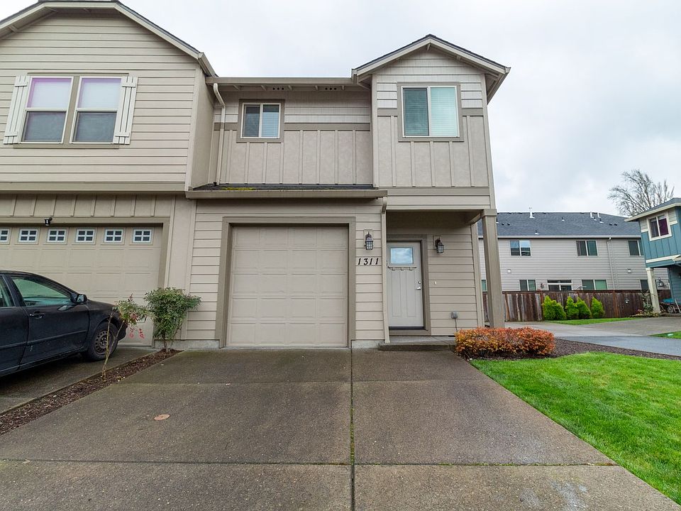 1st image of 1311 NE 82nd Way