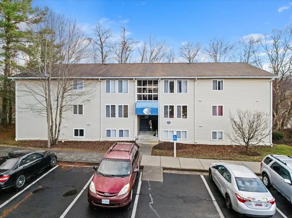 1731 Liberty Ln #G77, Blacksburg, VA 24060