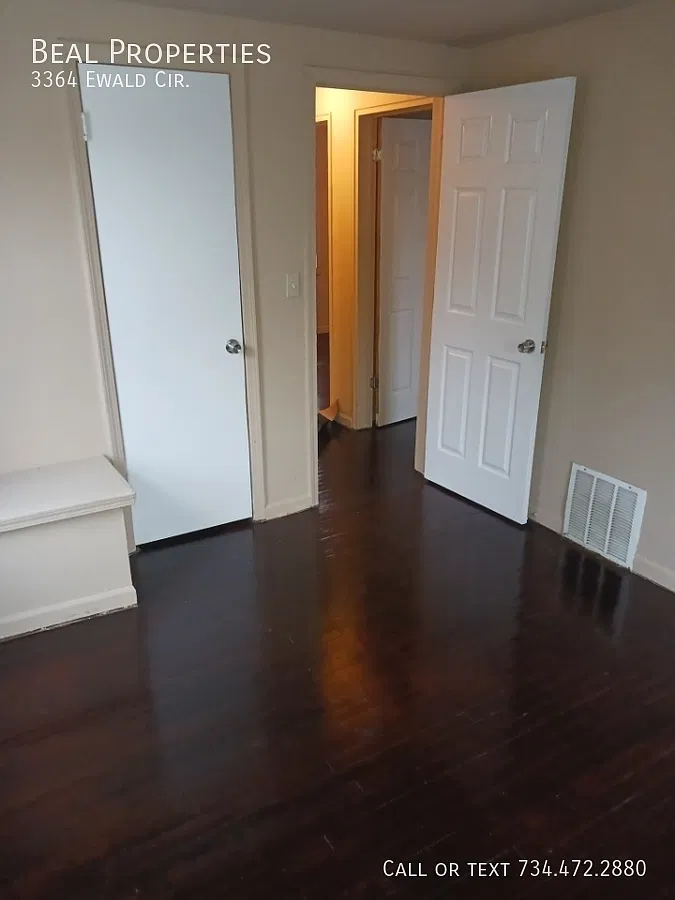 3 bed, 1.5 bath, 900 sqft, $1,199 — Photo 4