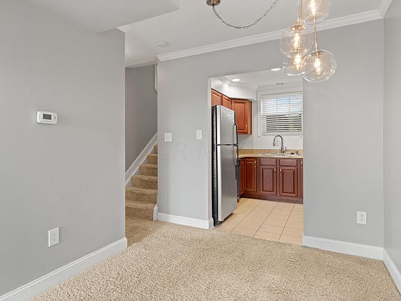 5th image of 1362 Bluff Ave #A
