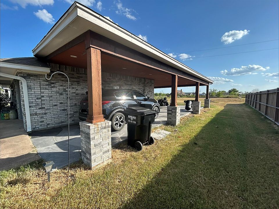 2nd image of 4676 County Road 107