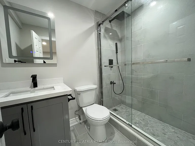 92 Jaffray Rd #BASEMENT — Photo 11