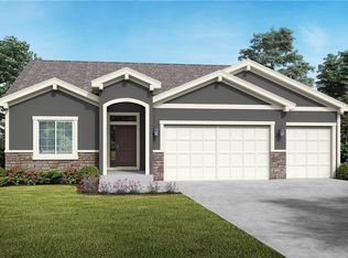 18806 Skyview Ln, Spring Hill, KS 66083