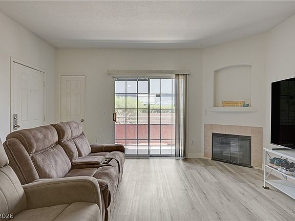 5th image of 4730 E Craig Rd Unit 1155