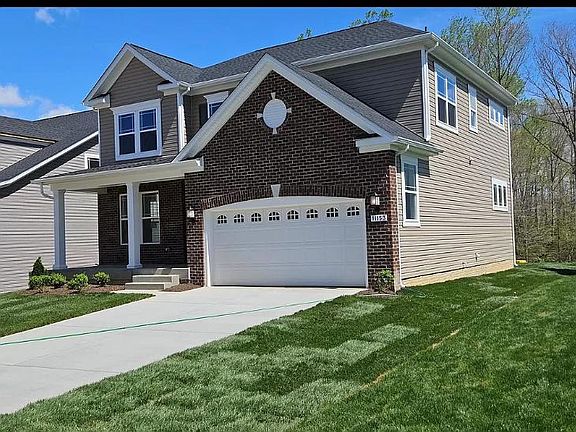 2nd image of 5210 Newport Cir
