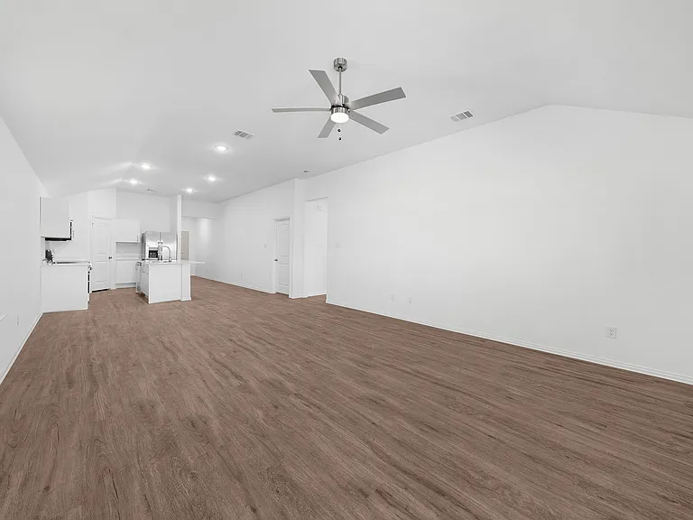 216 Fairmeade Dr — Photo 31