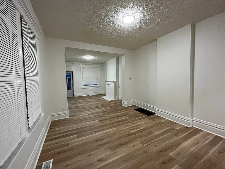 88 Hawkes Ave — Photo 3