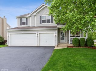 310 River Bend Dr, Genoa, IL 60135