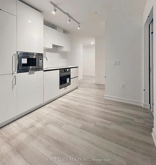 230 Simcoe St #2512 — Photo 12