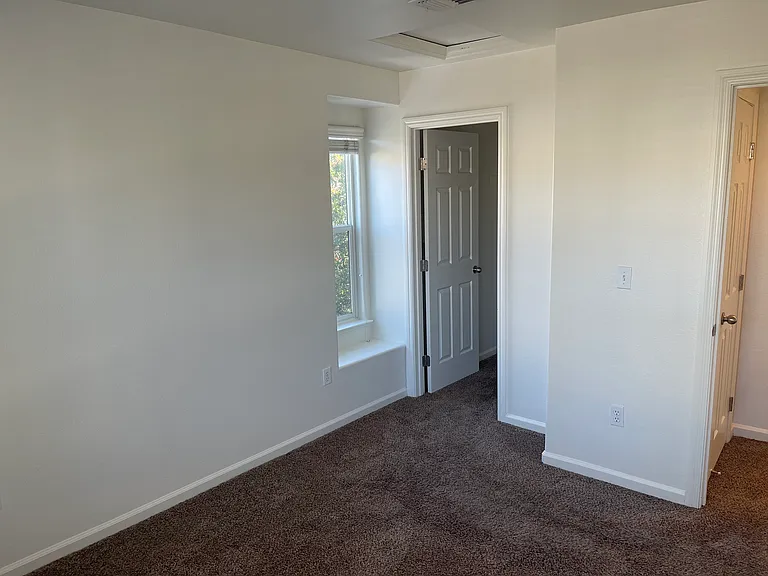 1655 Bloomfield Ln #14 — Photo 11