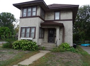 2000 4th St NE #1, Minneapolis, MN 55418