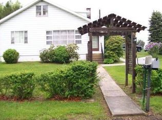 24 Hilltop Rd, Barnesville, PA 18214