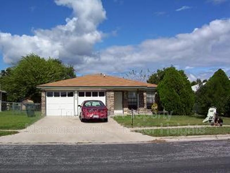 1st image of 2009 Continental Dr