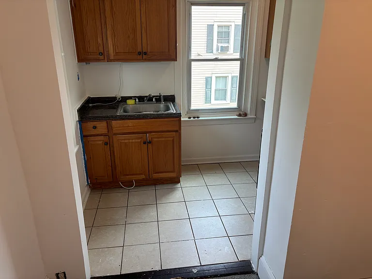 129 N Church St #2 — Photo 7
