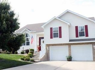 4302 Broadway Ter, Leavenworth, KS 66048