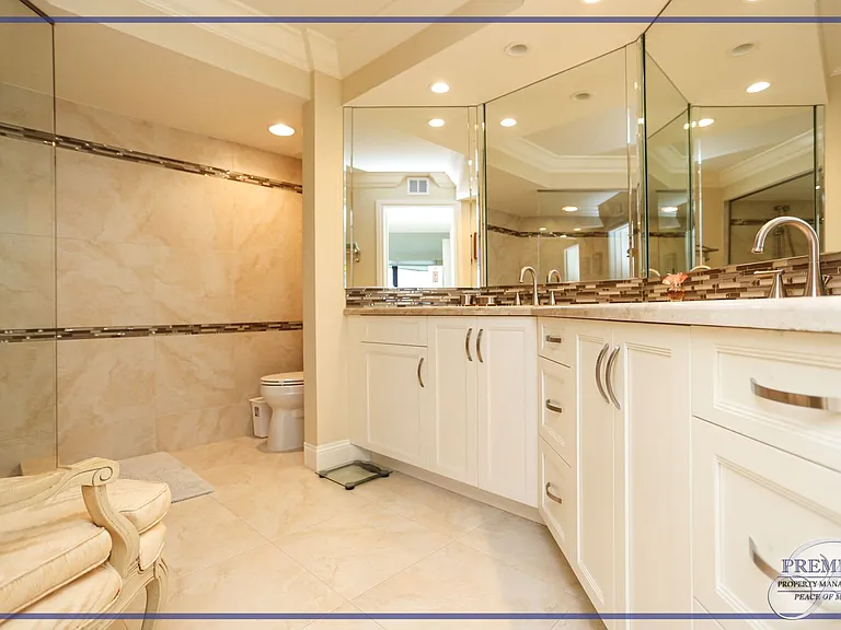 4551 Gulf Shore Blvd N #301 — Photo 25