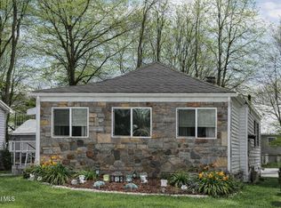 2427 3rd Ave, Schenectady, NY 12303