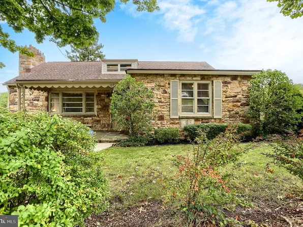 107 Valley Rd, Enola, PA 17025