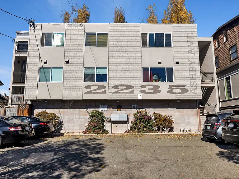 2235 Ashby Ave #102 — Photo 16