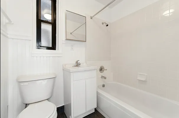 Rented by Compass | media 21