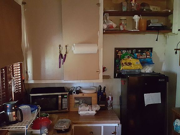 5th image of 1657 S Fares Ave