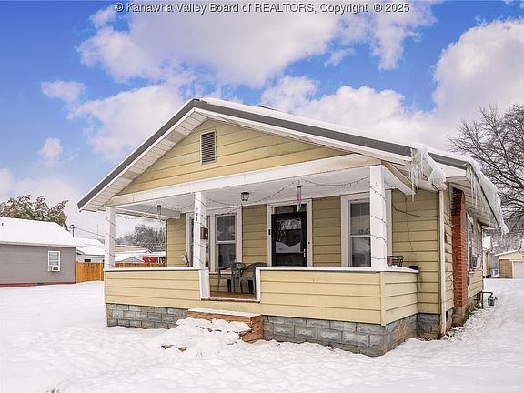 3rd image of 149 10th Ave