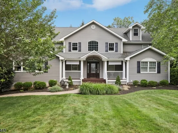 4 La Malfa Rd, Randolph Twp., NJ 07869