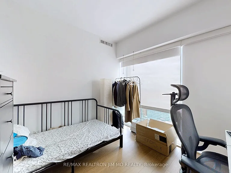 15 Grenville St #3503 — Photo 25