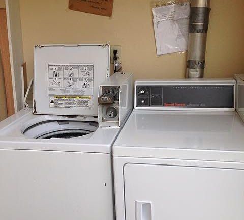5th image of 3870 Van Dyke Ave APT 8