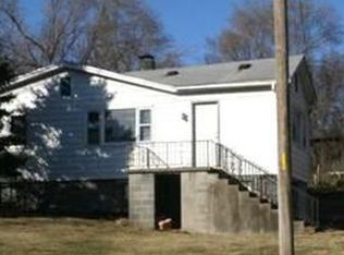 5238 Armstrong Ave, Kansas City, KS 66102
