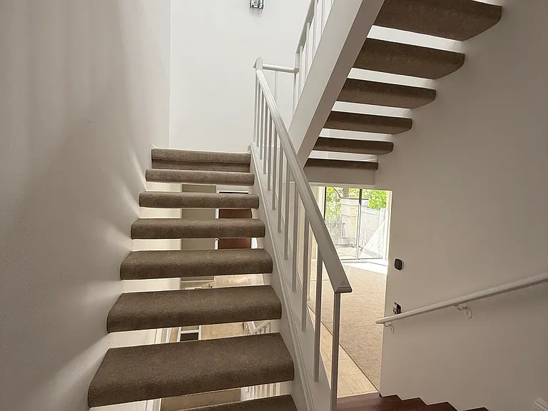 1492 Palisades Dr — Photo 8