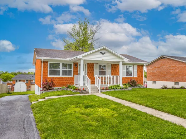 8 Seneca Dr, Winchester, KY 40391