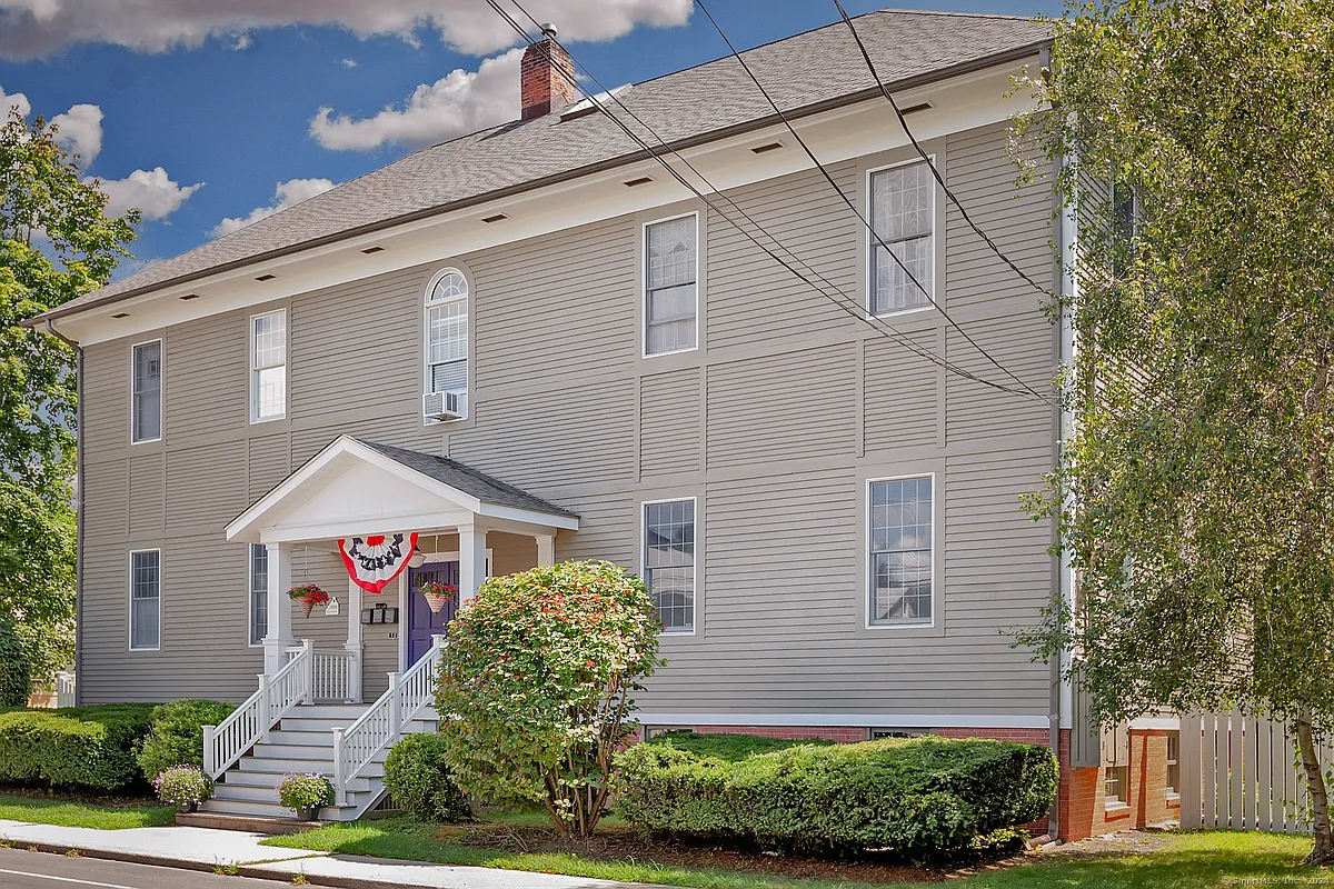 Building Photo - 103 Boston St #C