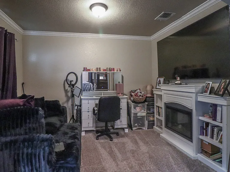 8107 Preston Hollow Dr — Photo 23